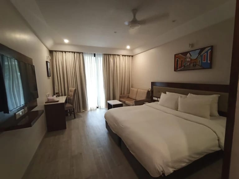 Hotel Sarovar Bedrooms